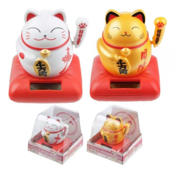 Waving Cat Solar Pal