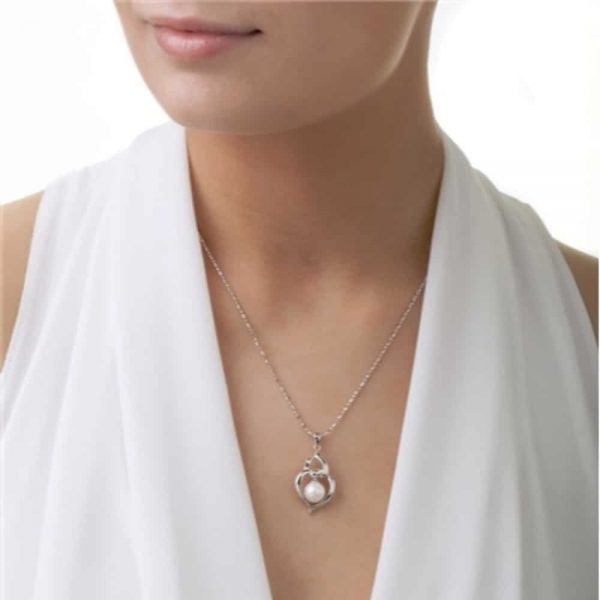 Grace Kelly Pendant