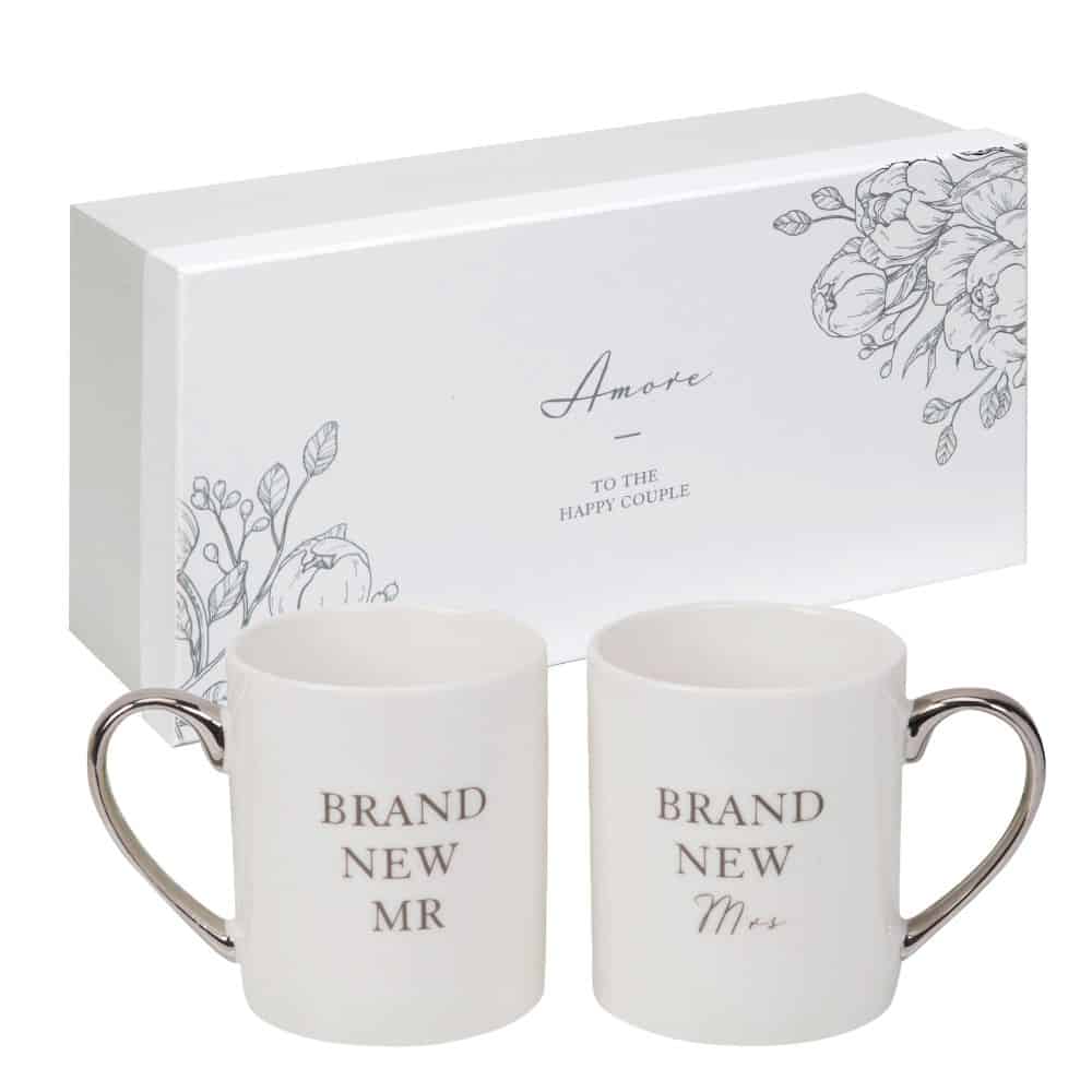 AMORE Mug Set Pair Brand New Mr & Mrs