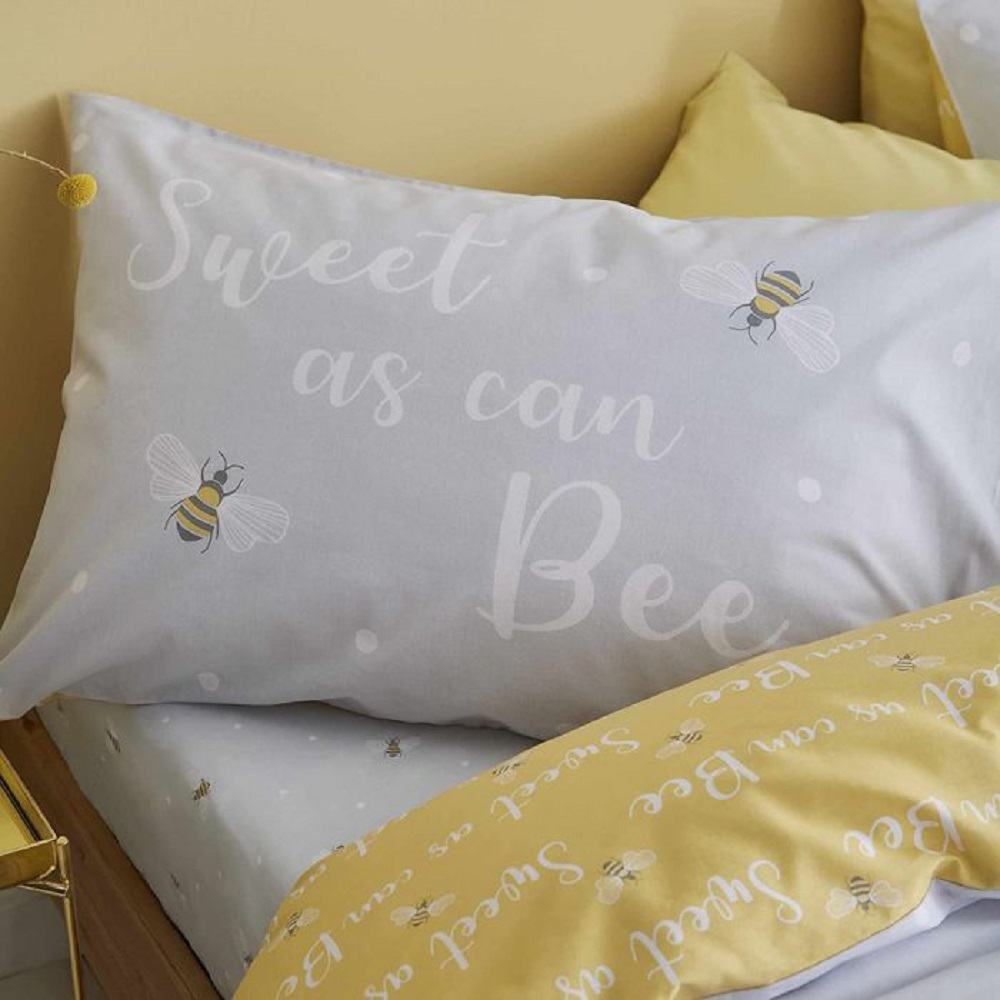Sweet as Can Bee Duvet Set - Image 3
