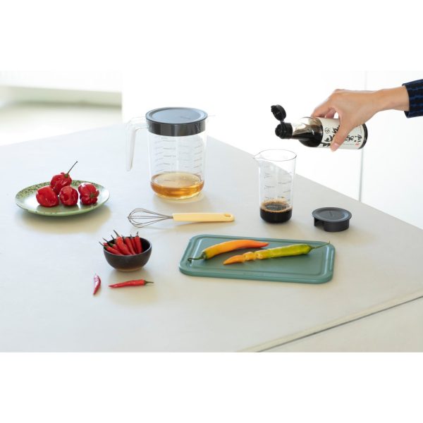 brabantia tasty measuring jug set of 2