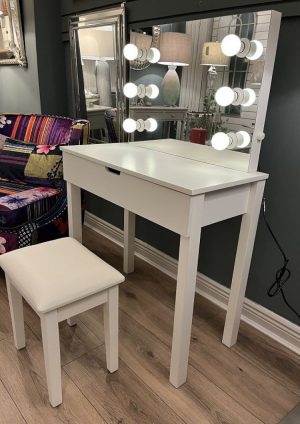 hollywood dressing table and mirror set