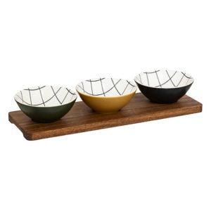set of 3 appetizer dishes on wood board 37x12cm