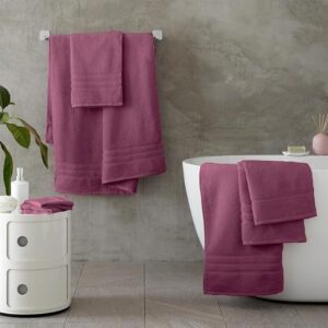 zero twist raspberry towels