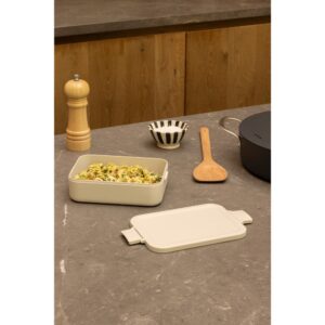 make and take lunch box medium soft beige